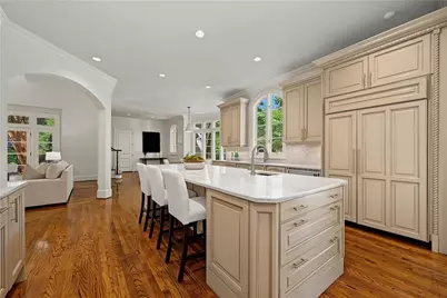 82 Blackland Road NW, Atlanta, GA 30342 - Photo 13