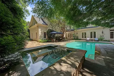 82 Blackland Road NW, Atlanta, GA 30342 - Photo 31