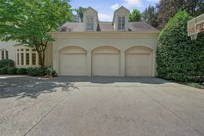 82 Blackland Road NW, Atlanta, GA 30342 - Photo 33