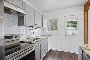 1142 Barnes Mill Rd, Marietta, GA 30062 - Photo 7