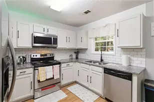 6817 Mahonia Pl, Lithonia, GA 30038 - Photo 17
