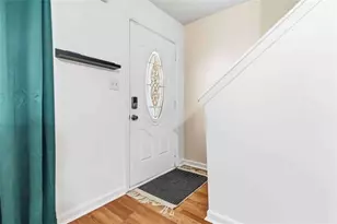 6817 Mahonia Pl, Lithonia, GA 30038 - Photo 9