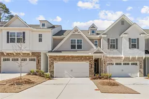878 Porter Rdg Ln, Decatur, GA 30032 - Photo 1