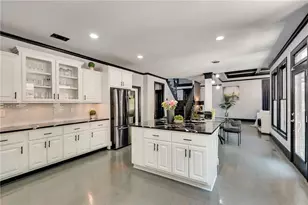 1370 Boomer Cir, Suwanee, GA 30024 - Photo 17