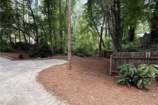 4508 Lost Mountain Ct, Powder Springs, GA 30127 - Photo 3