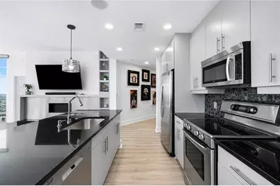 1080 Peachtree Street NE #1410, Atlanta, GA 30309 - Photo 5