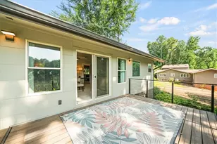 1085 Lake Charles Dr, Roswell, GA 30075 - Photo 45