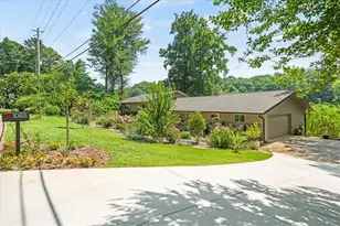 1085 Lake Charles Dr, Roswell, GA 30075 - Photo 7