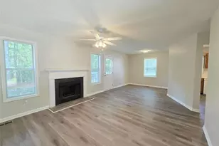 232 Hampton Dr, Dallas, GA 30132 - Photo 9