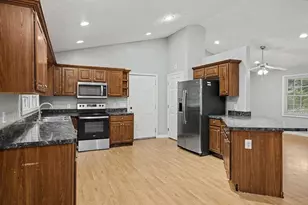413 Old Newnan Rd, Carrollton, GA 30117 - Photo 7