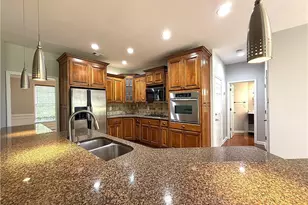 1310 Rosewood Dr, Alpharetta, GA 30005 - Photo 9