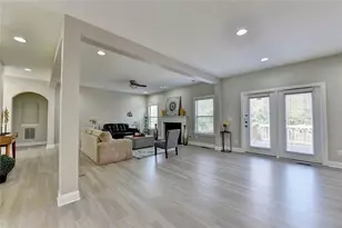 4805 Shelbourne Dr, Cumming, GA 30041 - Photo 37