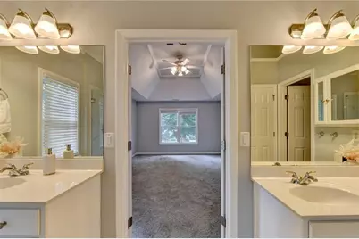 3545 Sentry View Trace, Suwanee, GA 30024 - Photo 35