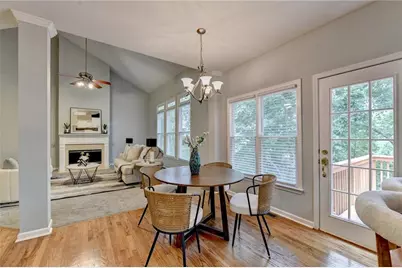3545 Sentry View Trace, Suwanee, GA 30024 - Photo 19