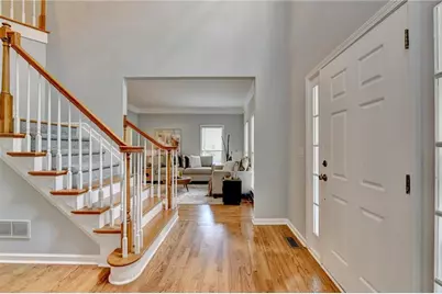 3545 Sentry View Trace, Suwanee, GA 30024 - Photo 3