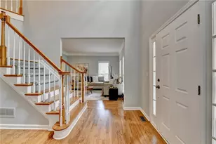 3545 Sentry View Trace, Suwanee, GA 30024 - Photo 3