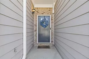 2175 Flying Spur Dr, Lithonia, GA 30058 - Photo 3