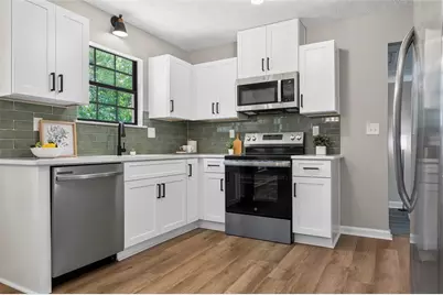 1046 River Bend Court, Riverdale, GA 30296 - Photo 3