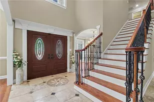 760 Links View Dr, Sugar Hill, GA 30518 - Photo 5