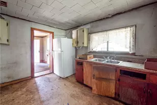 285 Carter St, Cornelia, GA 30531 - Photo 15