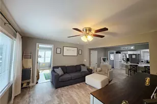 194 Park Dr, Jefferson, GA 30549 - Photo 3