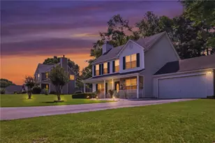 3740 Michaels Creek Way, Loganville, GA 30052 - Photo 3