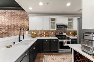 812 Creek View Ln, Roswell, GA 30075 - Photo 5