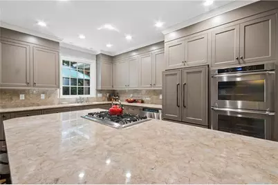 4504 Lake Forrest Drive, Atlanta, GA 30342 - Photo 27