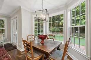 4504 Lake Forrest Dr, Atlanta, GA 30342 - Photo 29