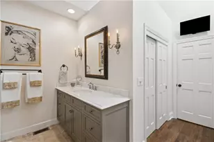 4504 Lake Forrest Dr, Atlanta, GA 30342 - Photo 19