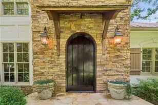 4504 Lake Forrest Dr, Atlanta, GA 30342 - Photo 5