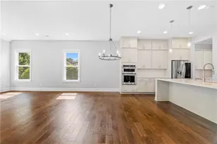 5053 Dinant Dr, Alpharetta, GA 30022 - Photo 9