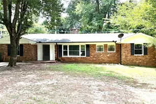 3727 Dial Dr, Stone Mountain, GA 30083 - Photo 1
