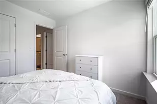8317 Hunters Grv Rd, Union City, GA 30291 - Photo 17