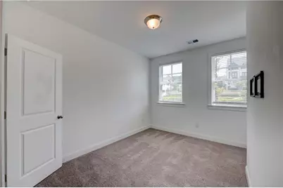 6532 Beacon Drive, Atlanta, GA 30328 - Photo 5