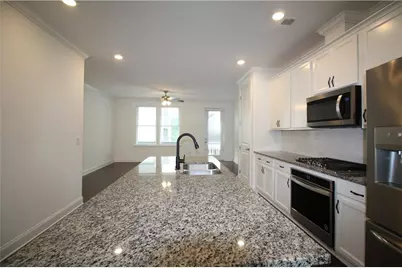6532 Beacon Drive, Atlanta, GA 30328 - Photo 11