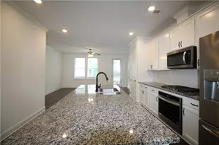 6532 Beacon Dr, Atlanta, GA 30328 - Photo 11