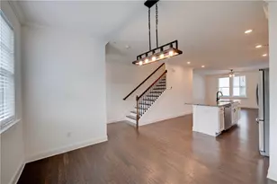 6532 Beacon Dr, Atlanta, GA 30328 - Photo 3