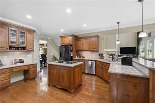 125 Ridge View Ct, Acworth, GA 30101 - Photo 11
