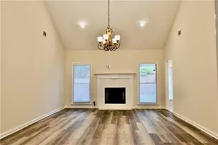 911 Oakwood Dr, Columbus, GA 31904 - Photo 7