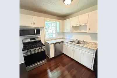 868 King Road, Jonesboro, GA 30236 - Photo 9