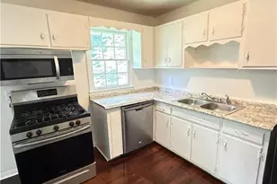868 King Rd, Jonesboro, GA 30236 - Photo 9