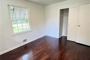 868 King Rd, Jonesboro, GA 30236 - Photo 15