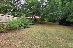 304 Pembroke Ct, McDonough, GA 30252 - Photo 9