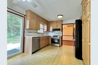 4541 Arcado Road SW, Lilburn, GA 30047 - Photo 7