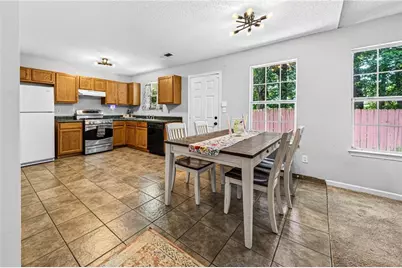 2343 Rambling Way, Lithonia, GA 30058 - Photo 15