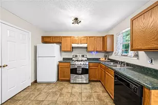2343 Rambling Way, Lithonia, GA 30058 - Photo 13