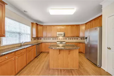 2776 Loftview Square, Atlanta, GA 30339 - Photo 9