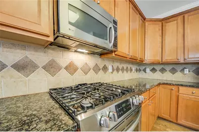 2776 Loftview Square, Atlanta, GA 30339 - Photo 11