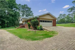 115 Brookshire Dr, Fayetteville, GA 30215 - Photo 3